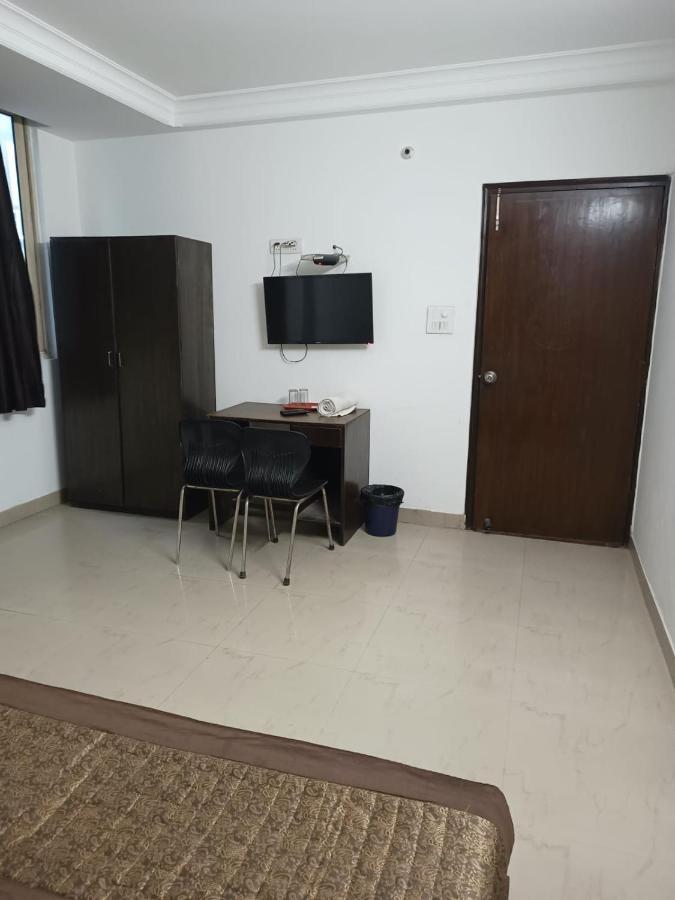 Hotel Airport Aditya Inn New Delhi Exterior photo